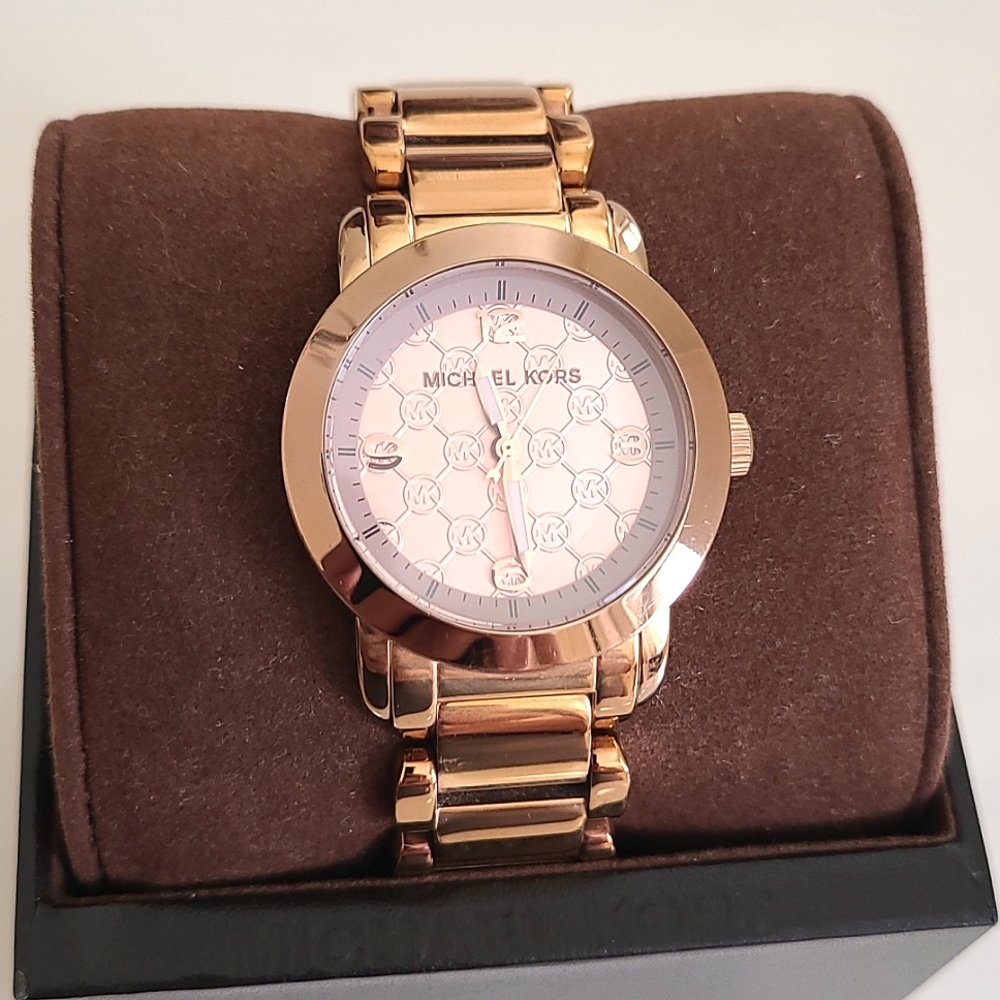 Michael Kors Rose Gold Tone Watch